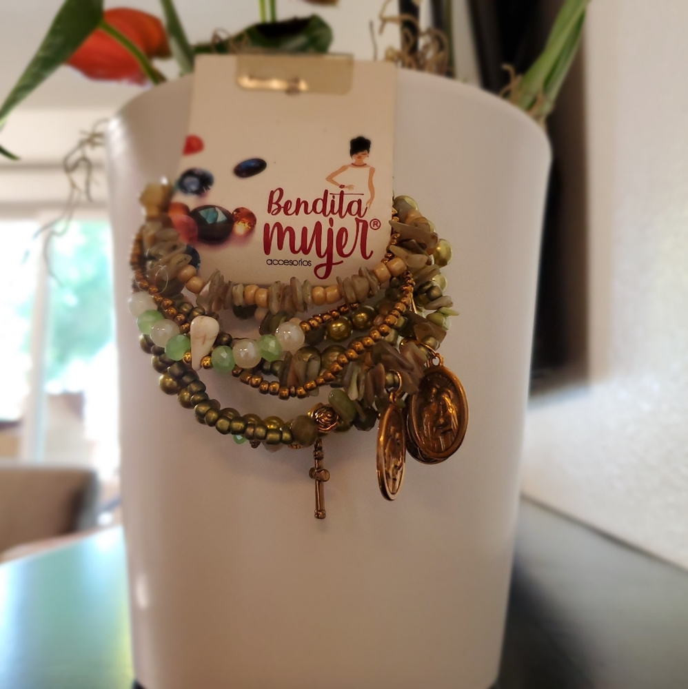 Mixed Bead Stretch Bracelet Set.